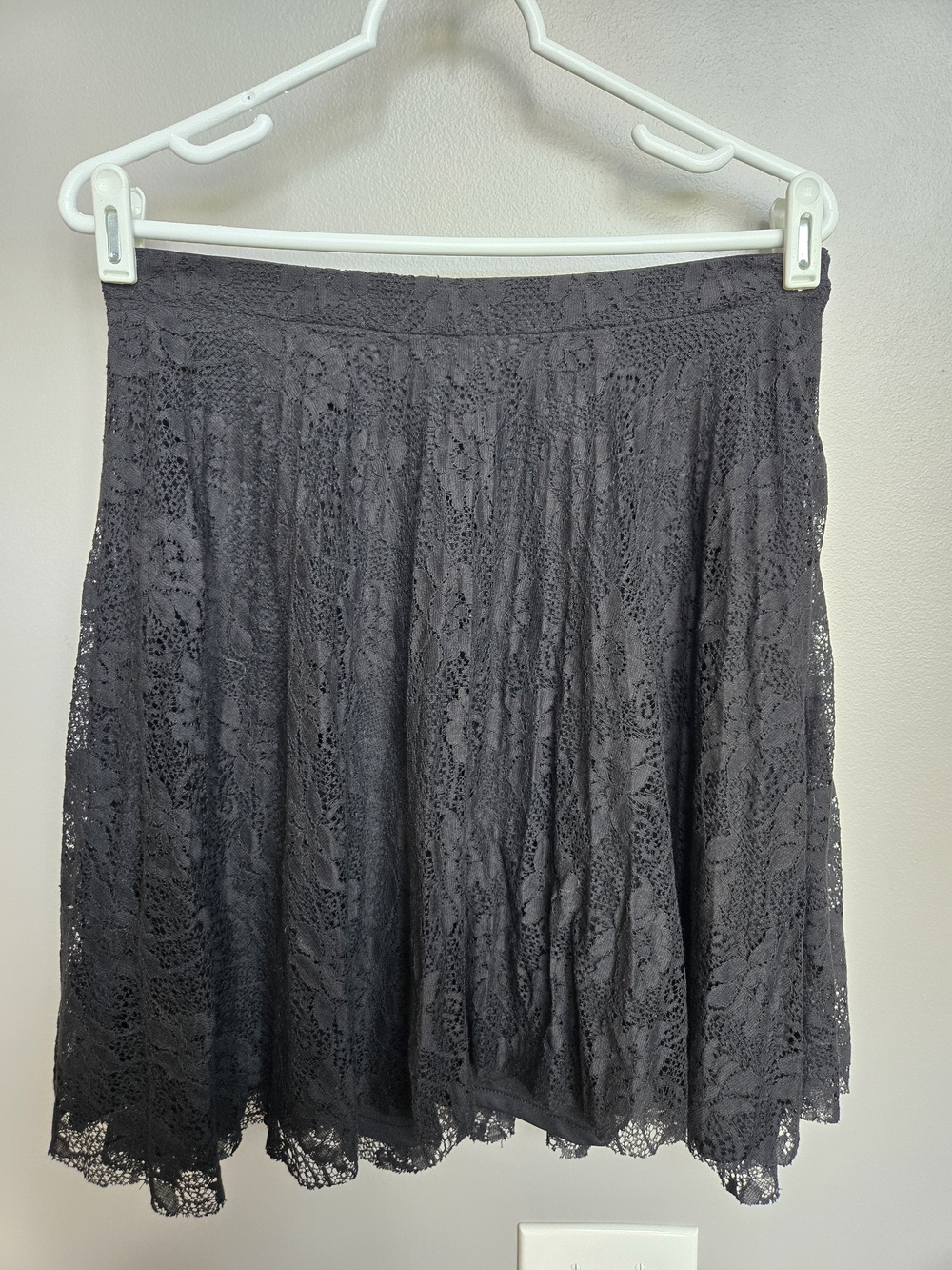 WAYF Floral Lace Mini Skirt in Classic Black Made In U.S.A. Size Large